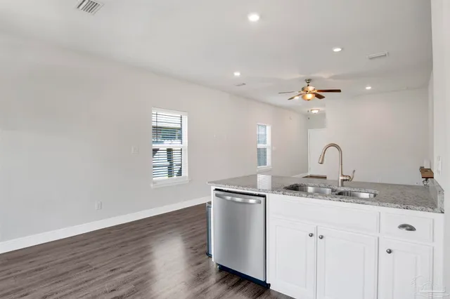 $2,800 | 12295 Pinfish Road, Pensacola, FL 32506