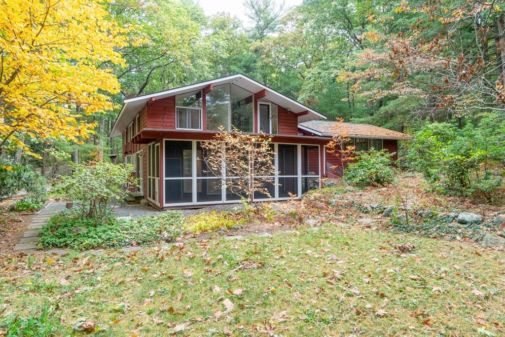 33 Spruce Hill Road Weston, MA 02493 - Photo 1 of 26