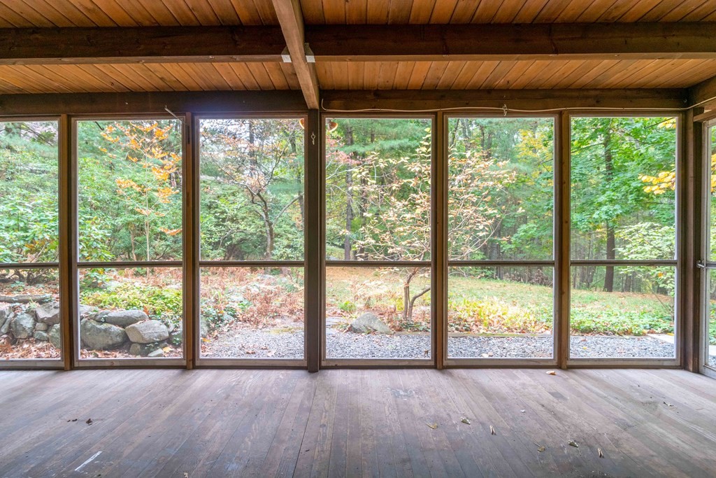 33 Spruce Hill Road Weston, MA 02493 - Photo 23 of 26