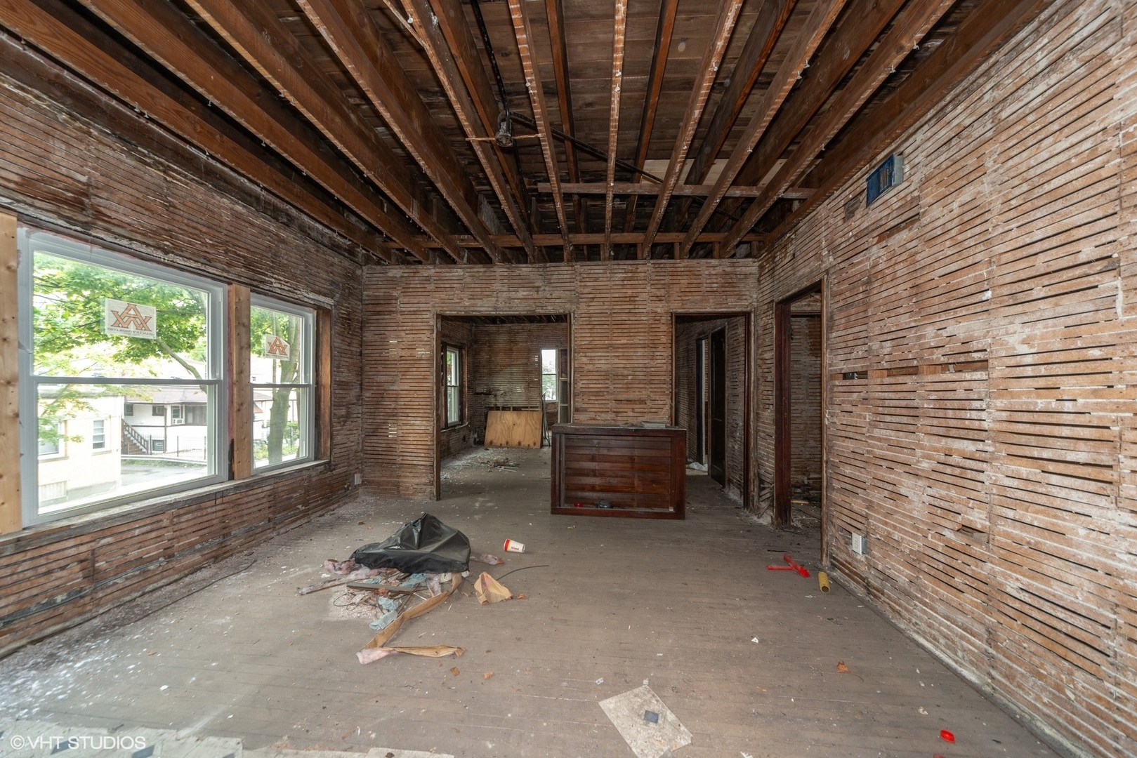 5256 West Chicago Avenue Chicago, IL 60651 - Photo 10 of 11 a room with patio furniture