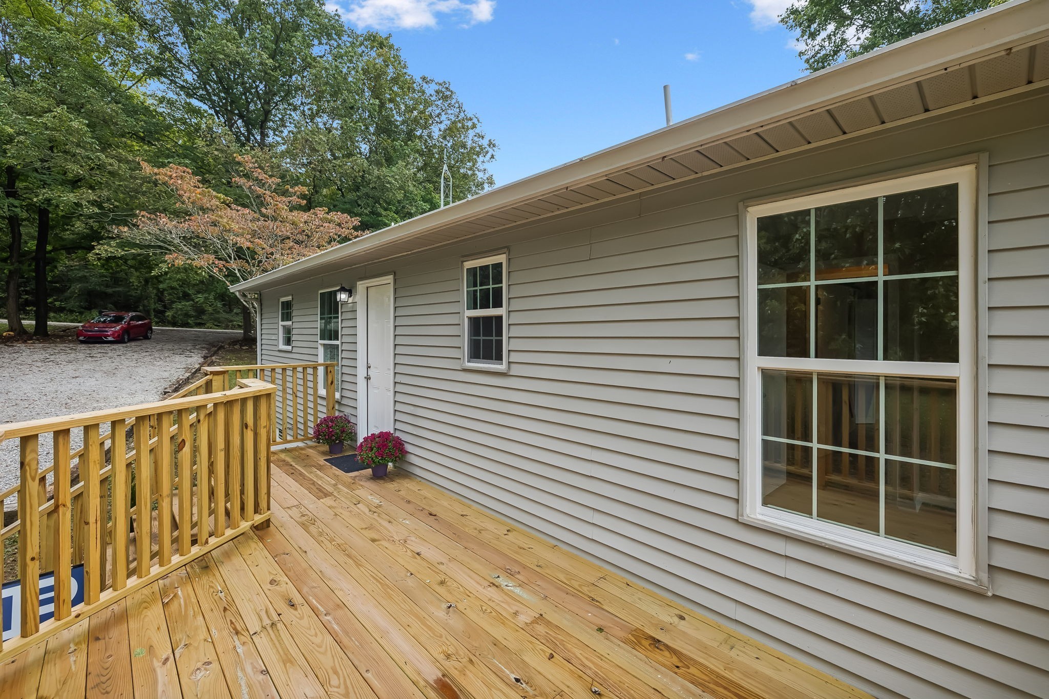 1297 Buncombe Road Belvidere, TN 37306 - Photo 37 of 55