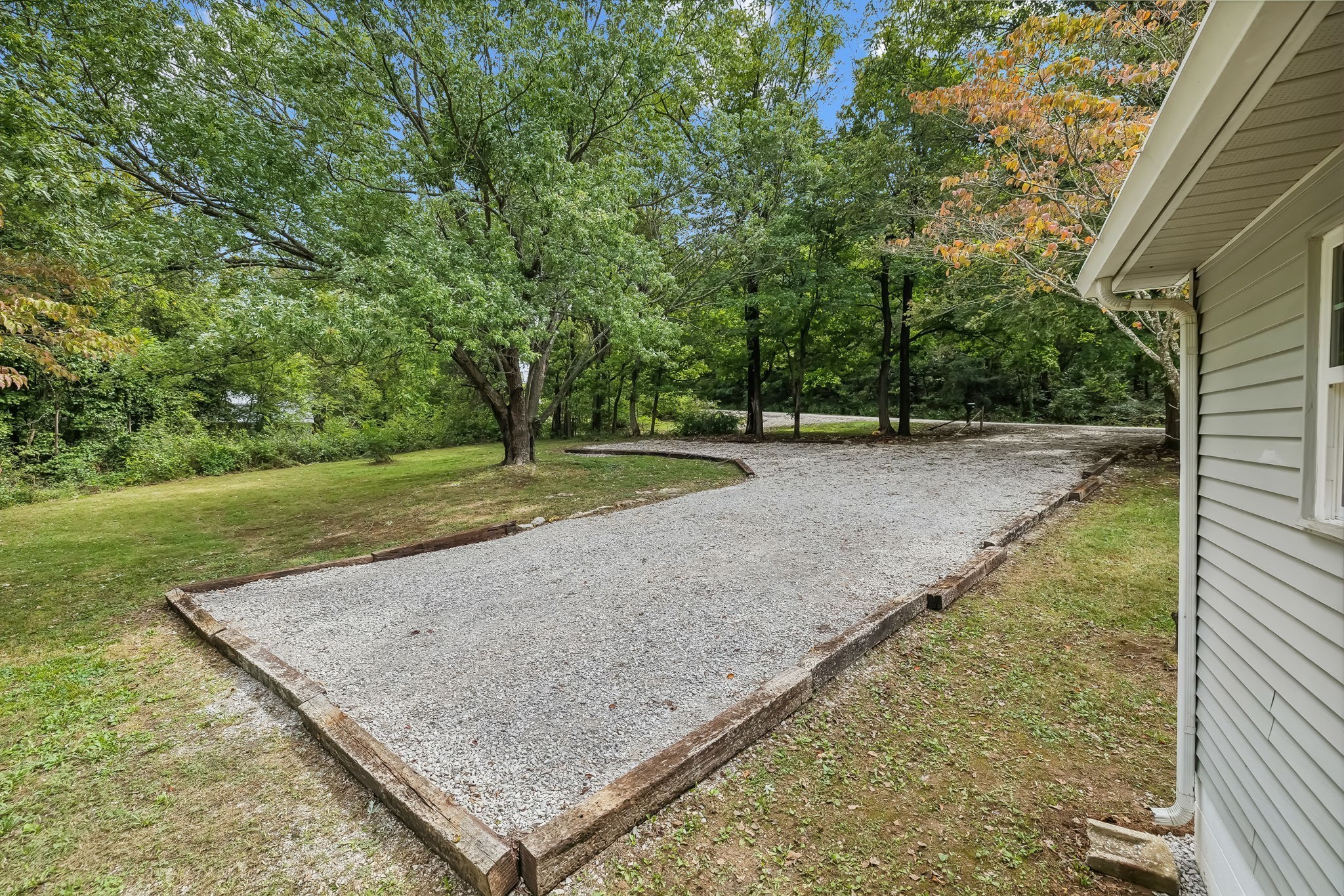 1297 Buncombe Road Belvidere, TN 37306 - Photo 43 of 55