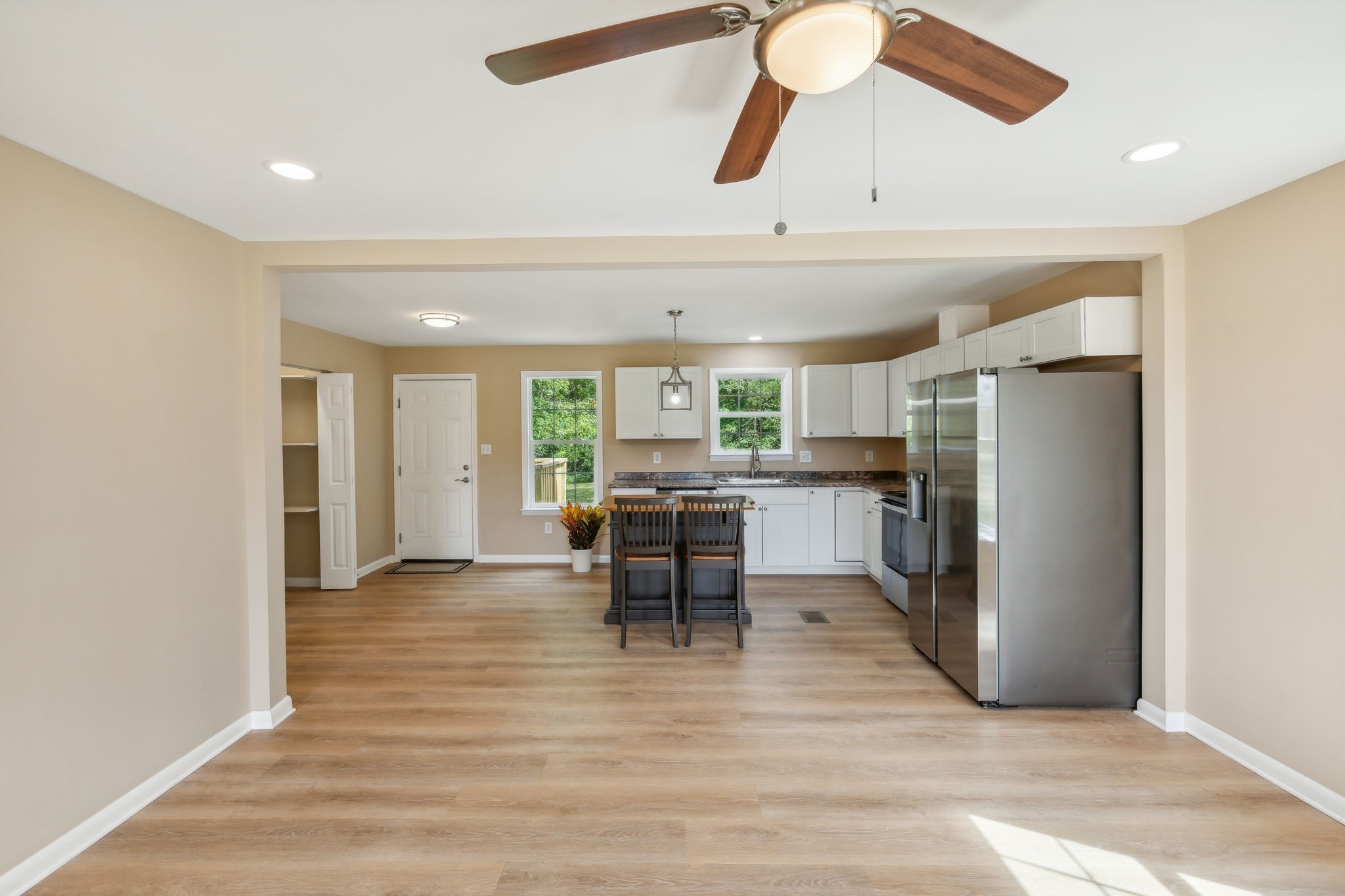 1297 Buncombe Road Belvidere, TN 37306 - Photo 7 of 55