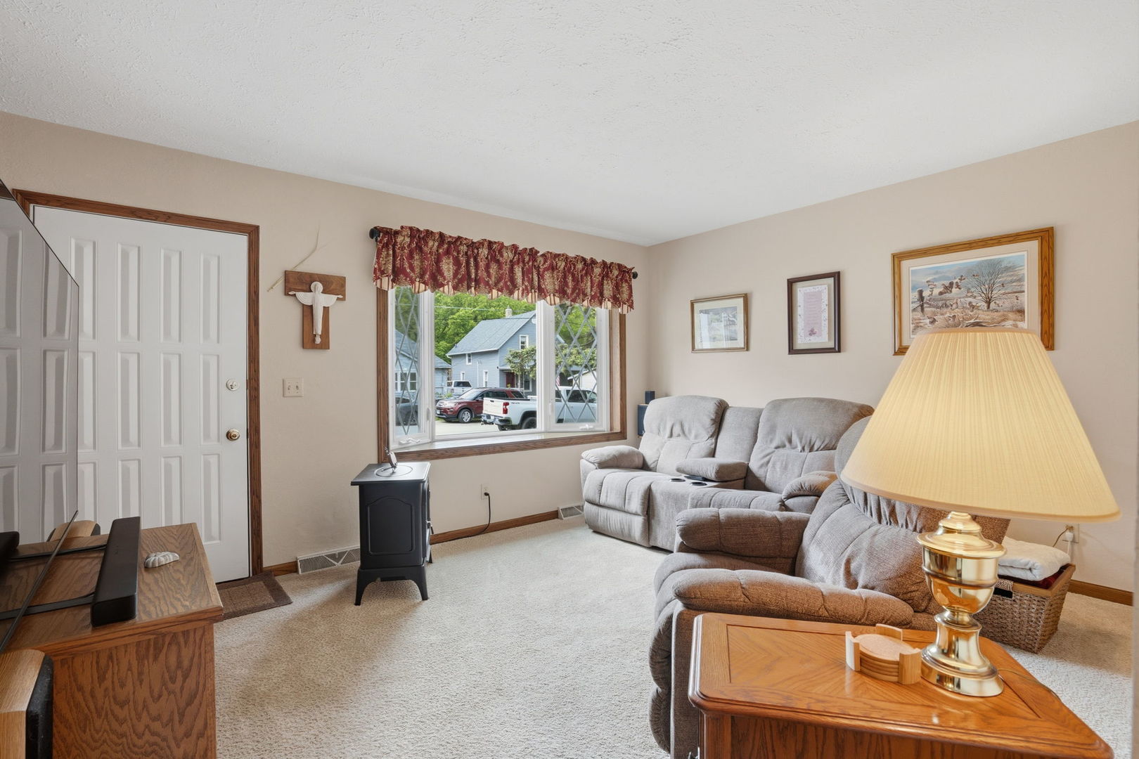 1160 32nd Street Moline, IL 61265 - Photo 3 of 25