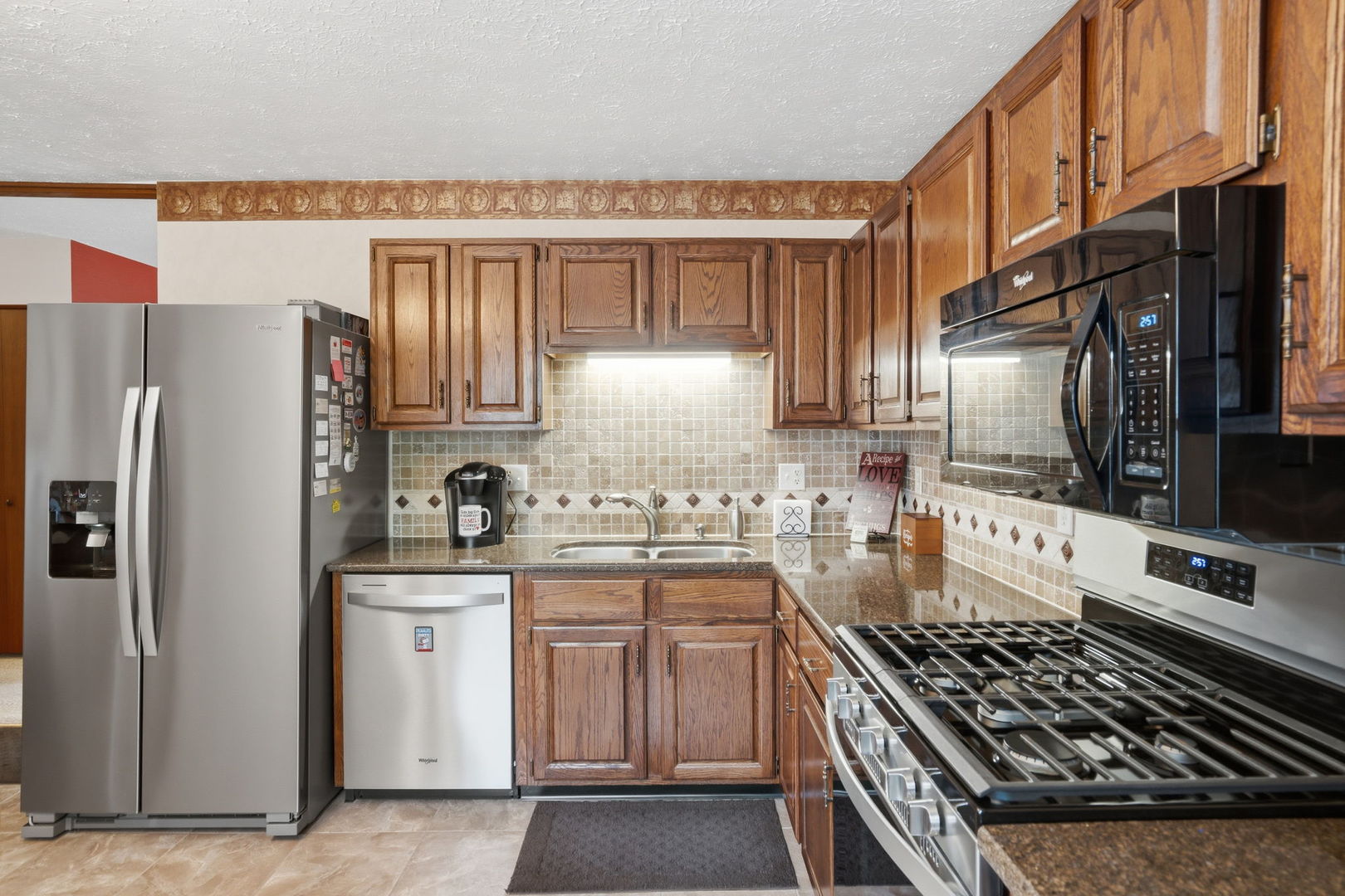 1160 32nd Street Moline, IL 61265 - Photo 7 of 25