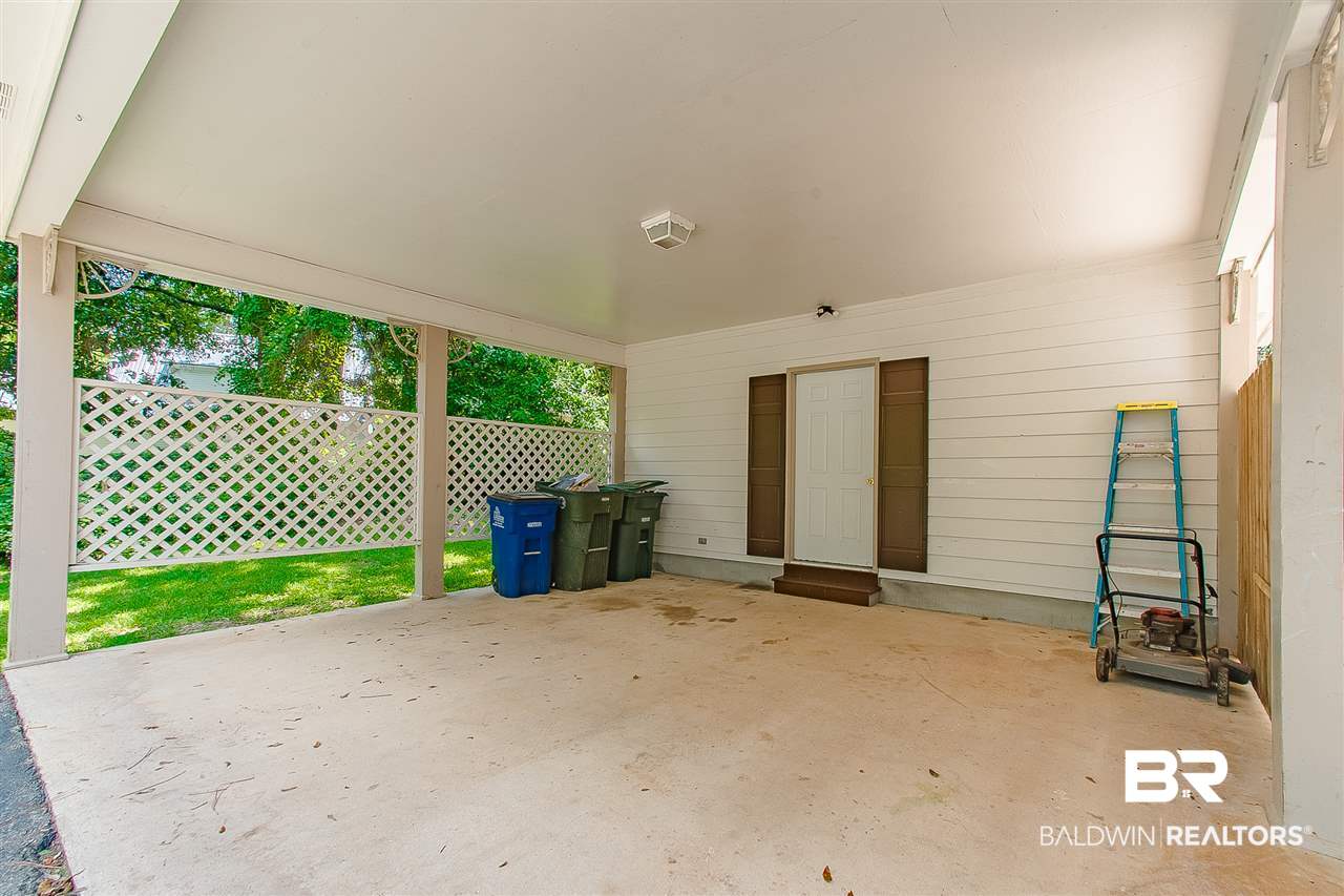 104 Lejay Circle Daphne, AL 36526 - Photo 4 of 40