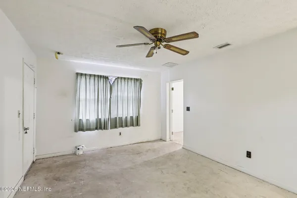 $165,000 | 2061 Azalea Lane, Orange Park, FL 32073