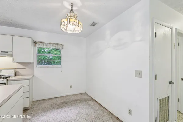$165,000 | 2061 Azalea Lane, Orange Park, FL 32073