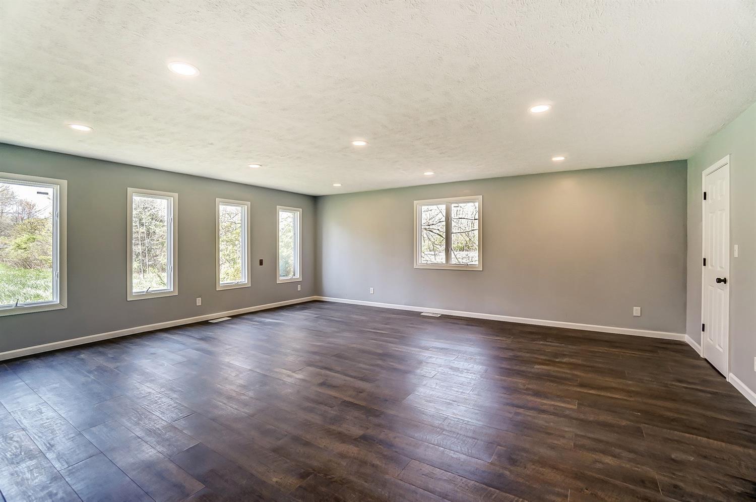 7068 Goodwin Road Blanchester, OH 45107 - Photo 18 of 43 Gallery Image 18