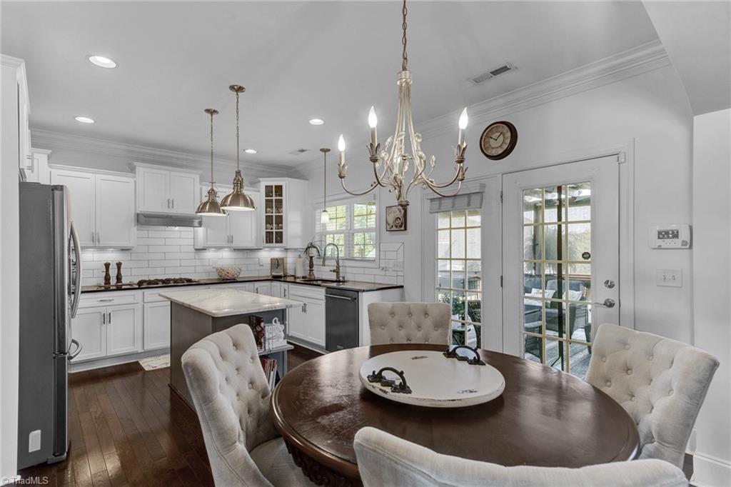 8514 Julina Drive Oak Ridge, NC 27310 - Photo 16 of 50