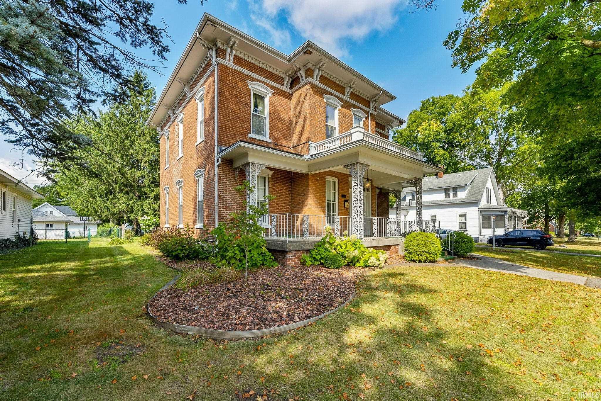 706 South Main Street Ligonier, IN 46767 - Photo 2 of 36