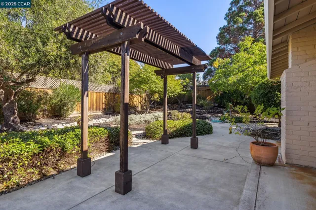 $798,000 | 52 Fircrest Court, San Ramon, CA 94583