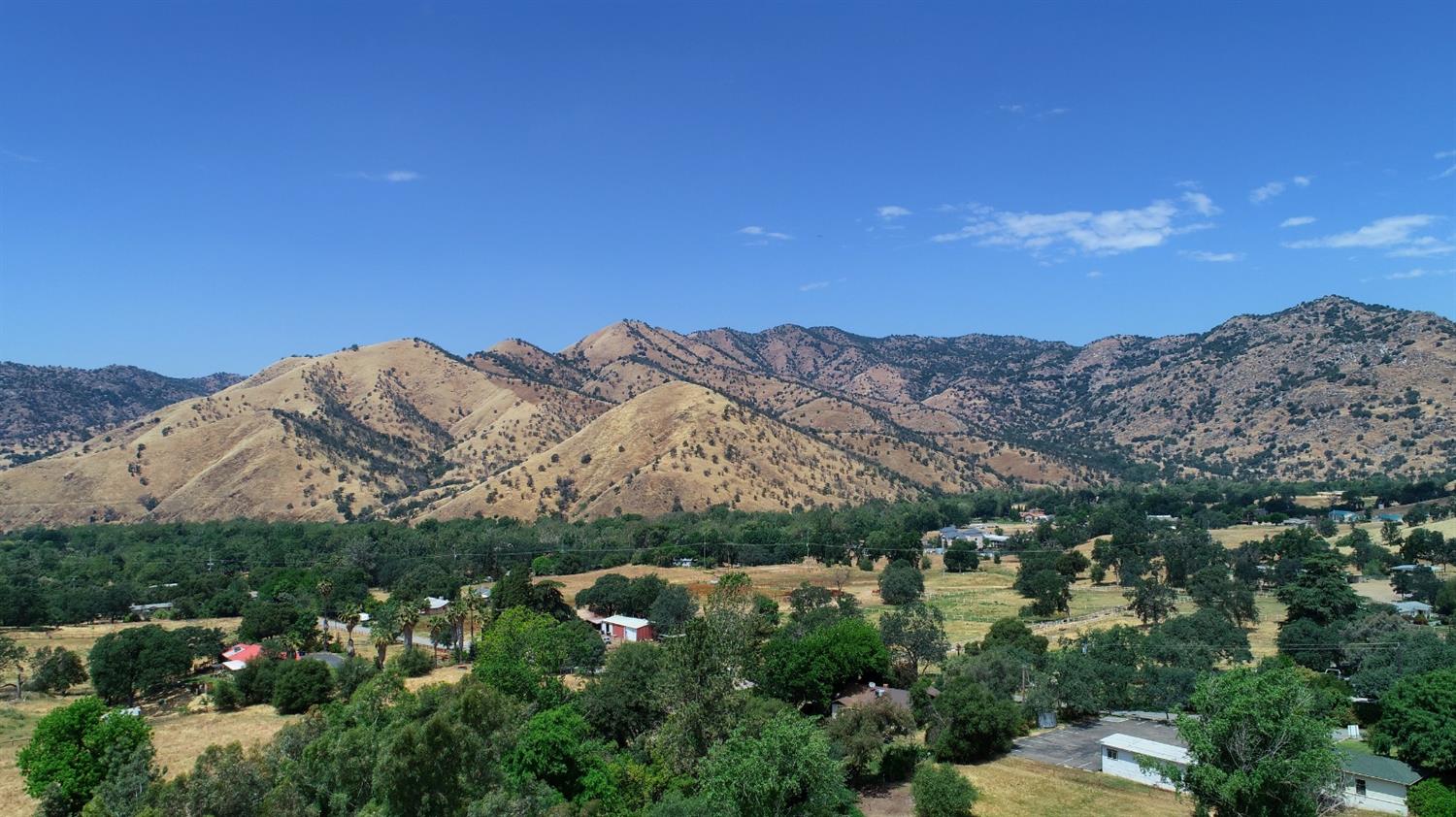 42072 South Fork Drive Three Rivers, CA 93271 - Photo 14 of 46 Gallery Image 14
