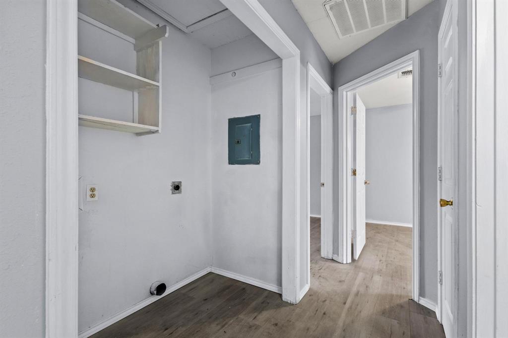 206 County Road Powderly, TX 75473 - Photo 11 of 31 a view of an empty room