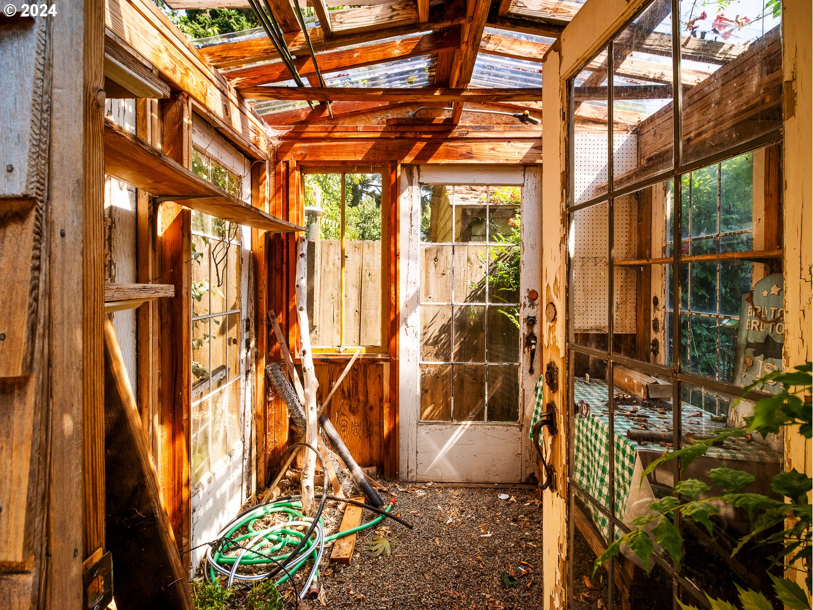 5541 Southeast Henderson Street Portland, OR 97206 - Photo 21 of 26