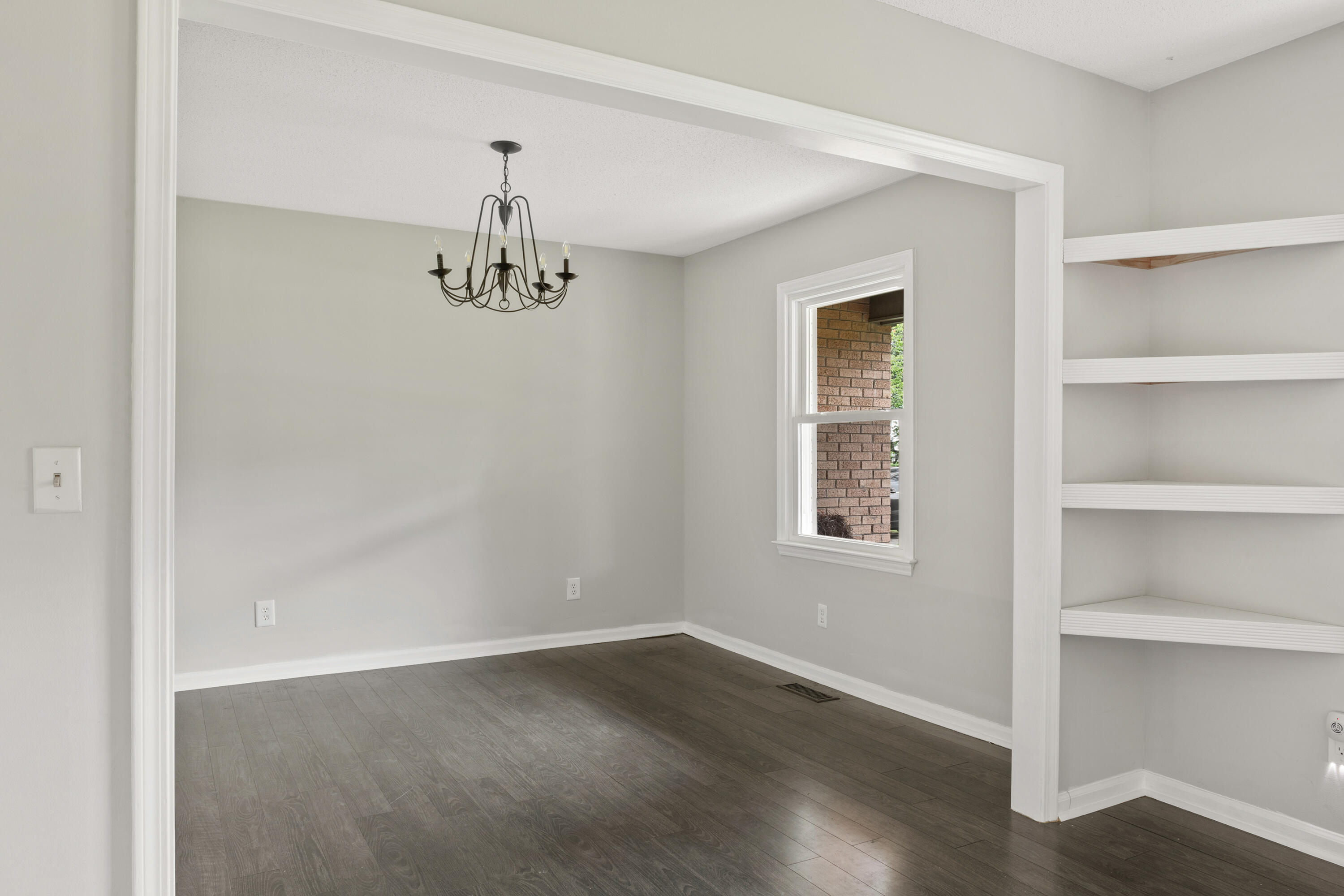 618 Periwinkle Court Sumter, SC 29150 - Photo 6 of 40 DINING ROOM/OFFICE AREA