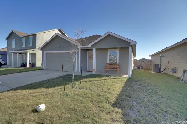 $2,550 | 116 Aidan Trail, Fredericksburg, TX 78624
