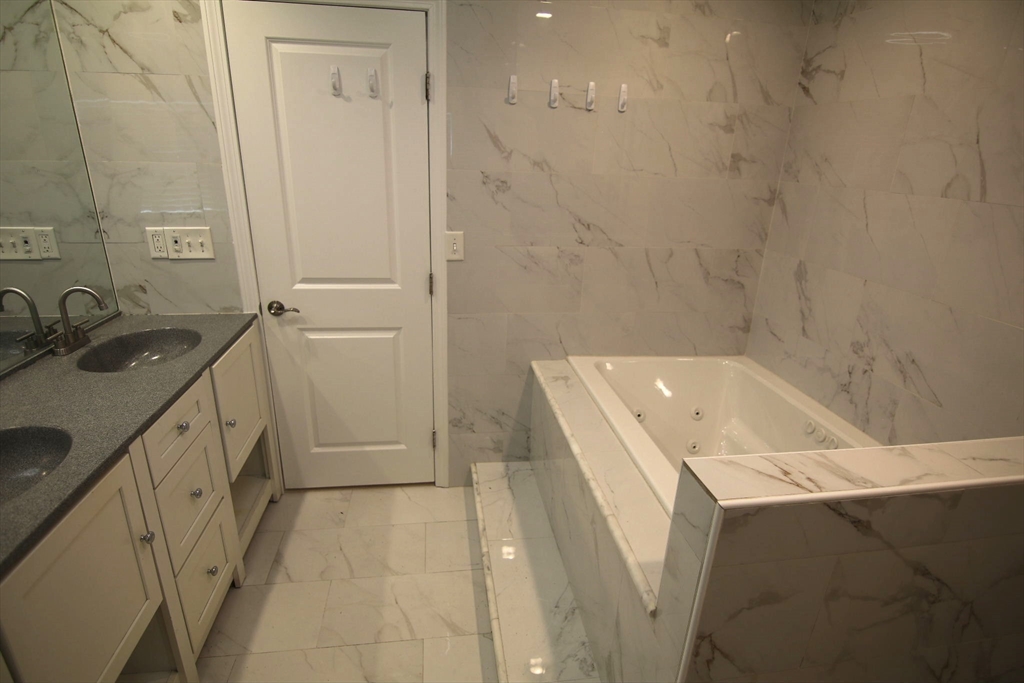 90 Oakwood Road Brimfield, MA 01010 - Photo 11 of 31 Gallery Image 11