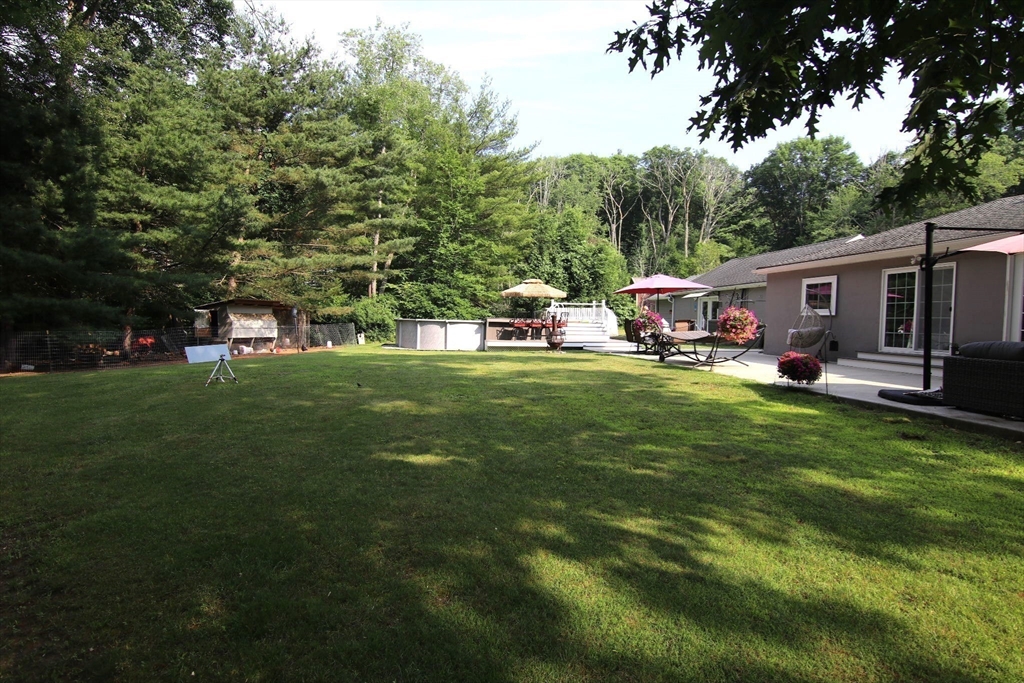 90 Oakwood Road Brimfield, MA 01010 - Photo 17 of 31 Gallery Image 17