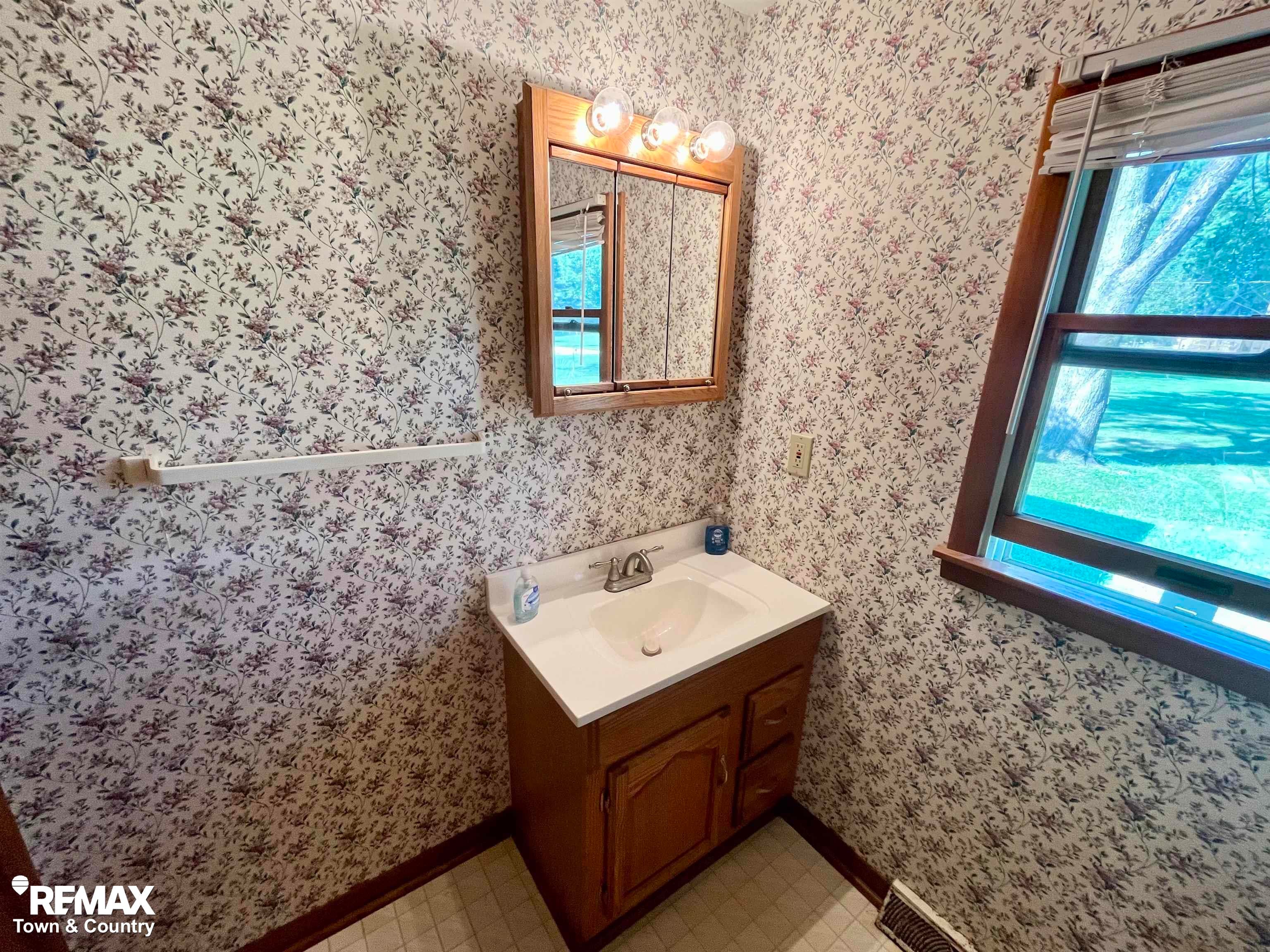 626 South Mckinley Road Flushing, MI 48433 - Photo 22 of 34 Gallery Image 22