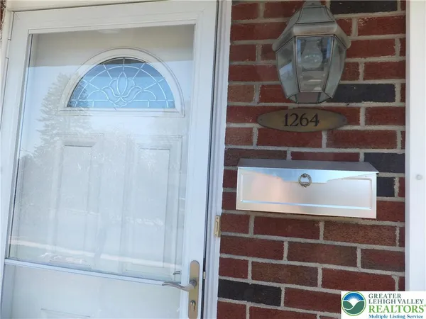 $360,000 | 1264 California Avenue, Whitehall, PA 18052