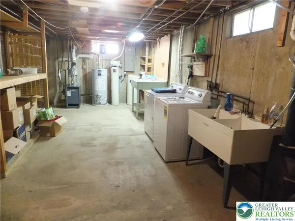 $360,000 | 1264 California Avenue, Whitehall, PA 18052