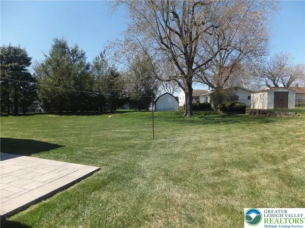 $360,000 | 1264 California Avenue, Whitehall, PA 18052