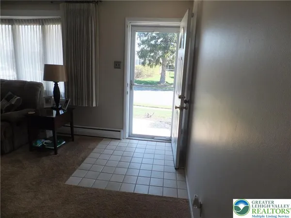 $360,000 | 1264 California Avenue, Whitehall, PA 18052