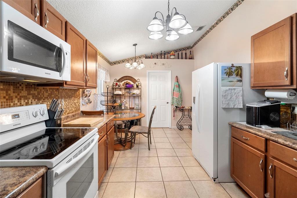 26 Jett Loop Apopka, FL 32712 - Photo 17 of 49