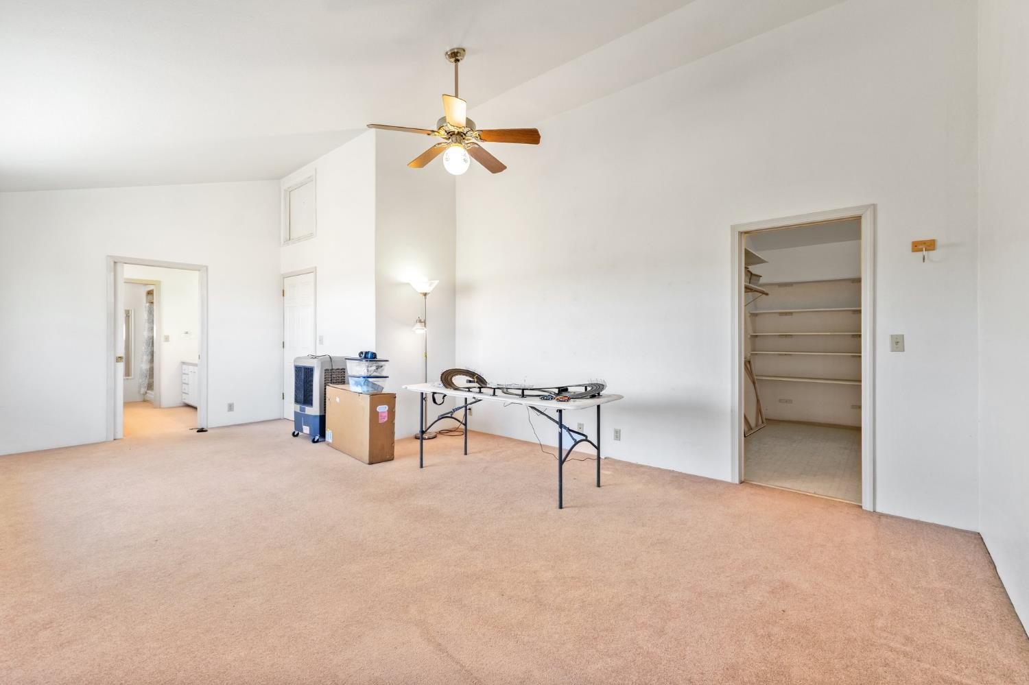 25363 Run Way Raymond, CA 93653 - Photo 9 of 39