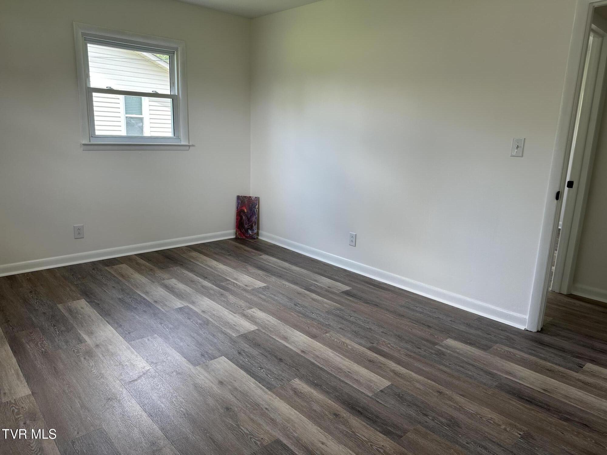 4617 Old Stage Road Kingsport, TN 37664 - Photo 17 of 122 2nd BEDROOM