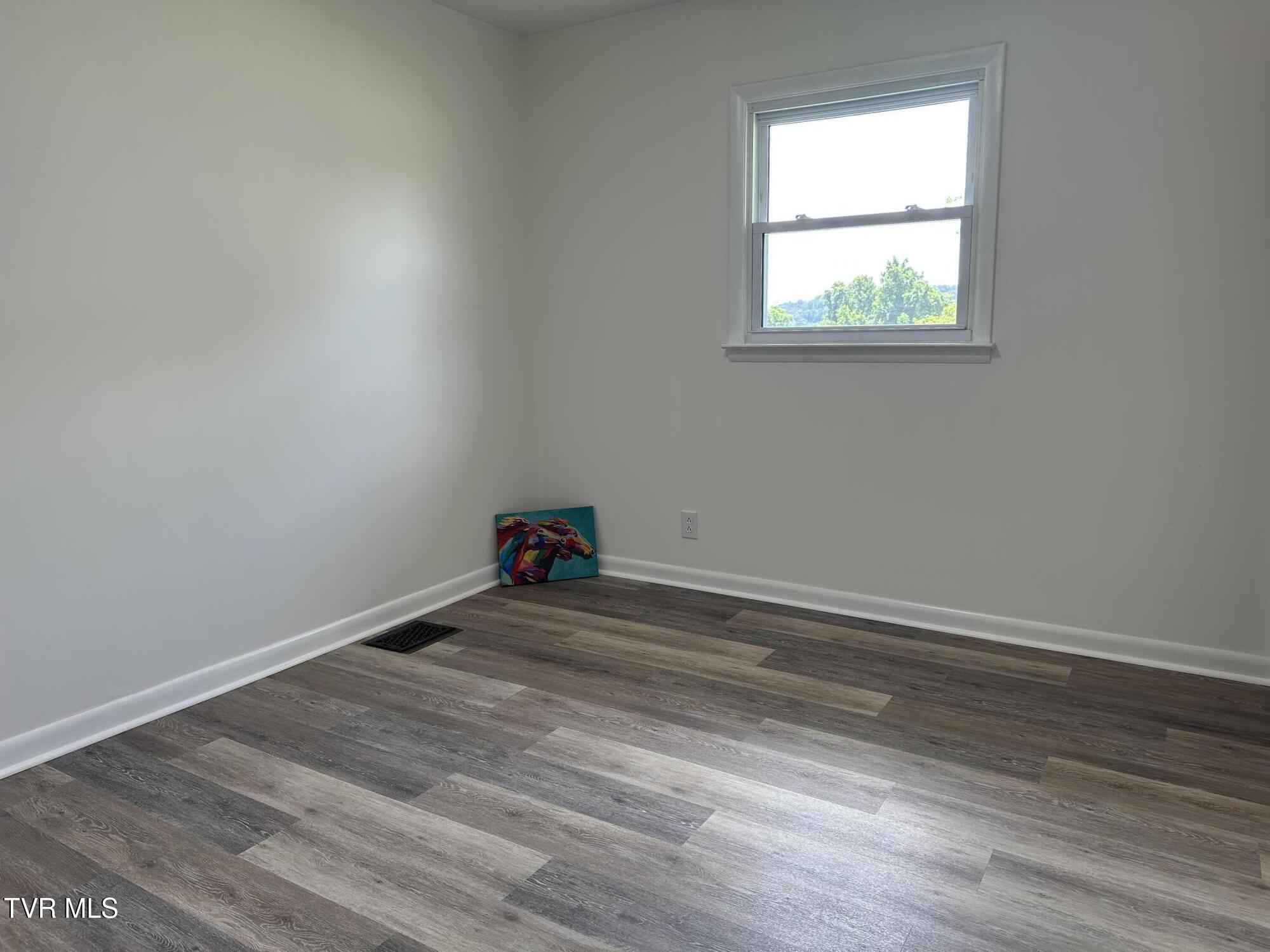 4617 Old Stage Road Kingsport, TN 37664 - Photo 18 of 122 3rd BEDROOM