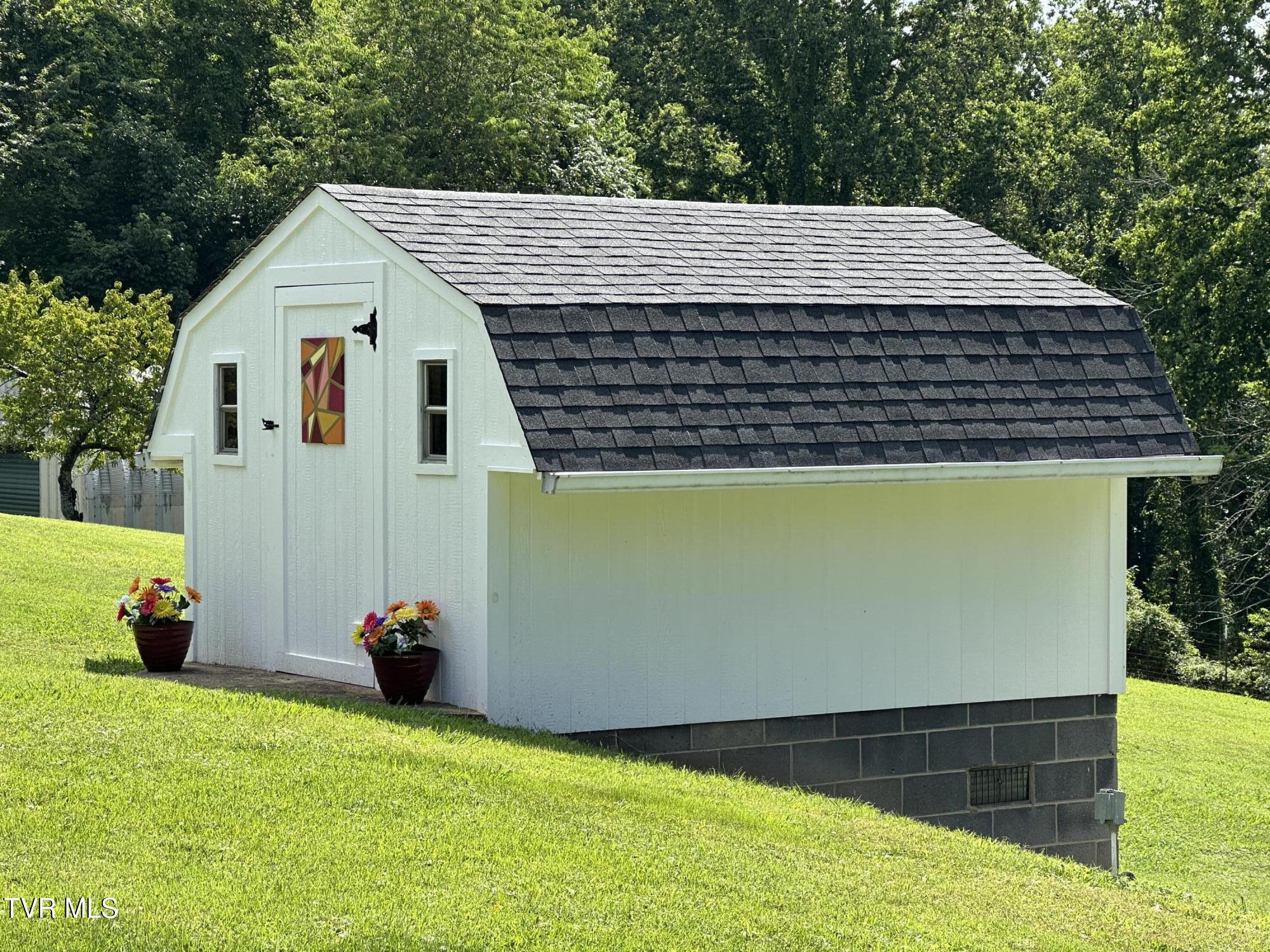 4617 Old Stage Road Kingsport, TN 37664 - Photo 22 of 122 STORAGE IS A PLUS