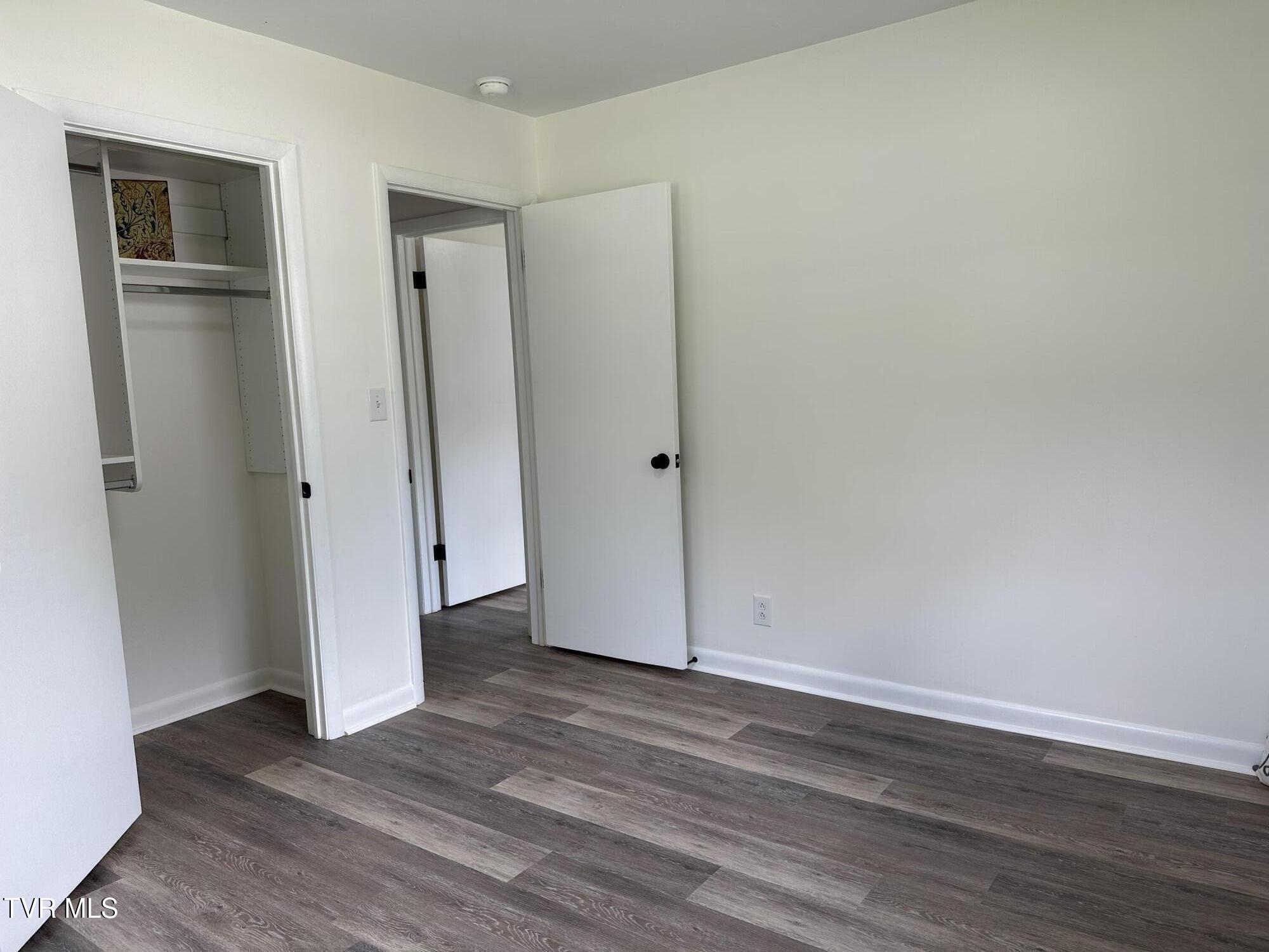 4617 Old Stage Road Kingsport, TN 37664 - Photo 33 of 122 Good closets in all bedrooms