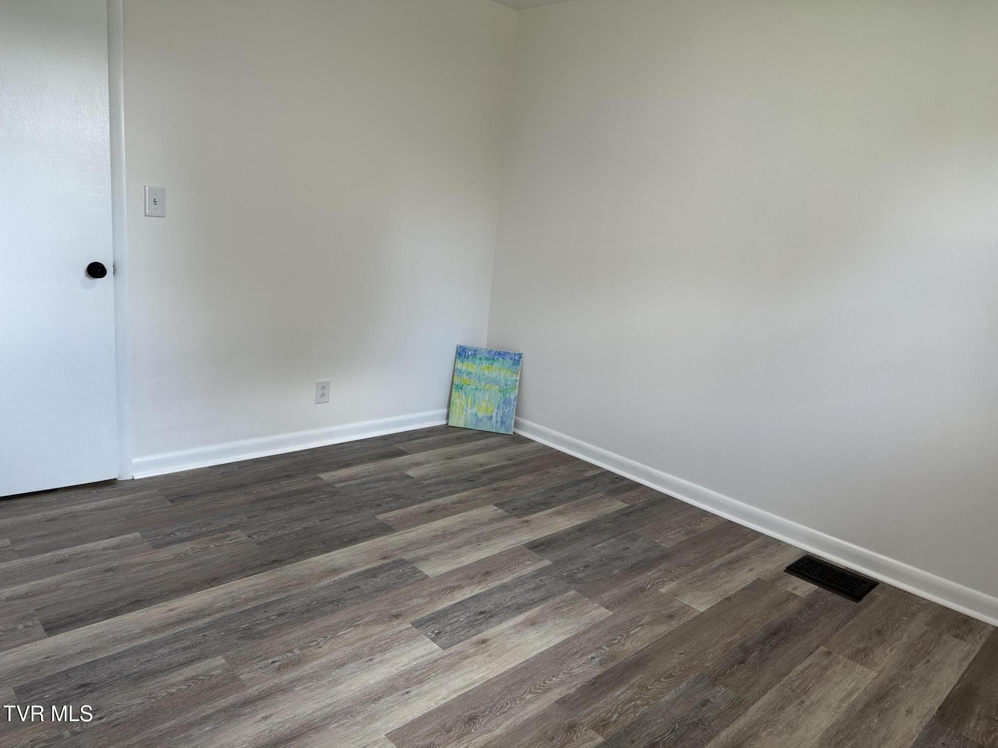 4617 Old Stage Road Kingsport, TN 37664 - Photo 36 of 122 One of 3 bedroooms