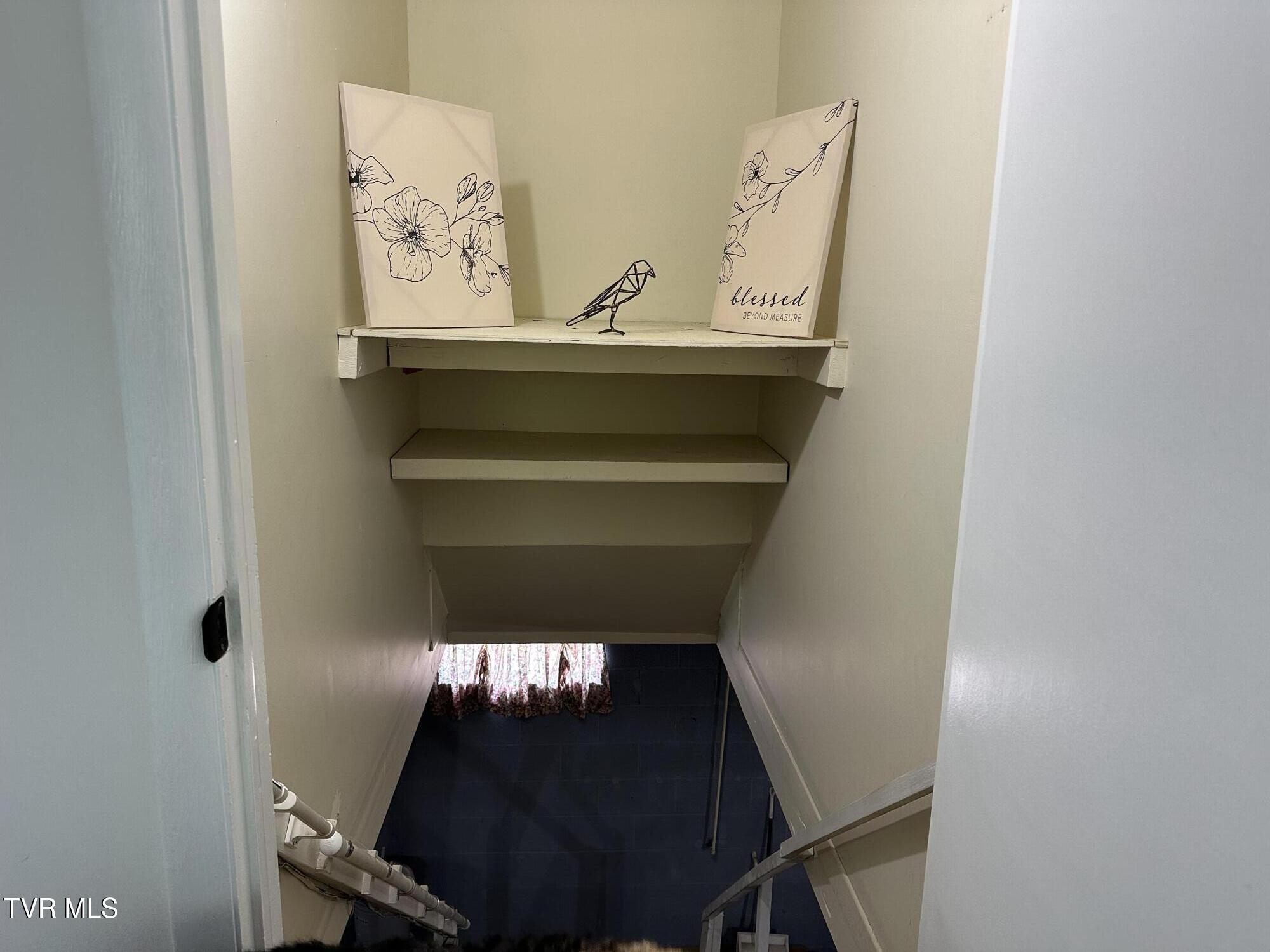 4617 Old Stage Road Kingsport, TN 37664 - Photo 61 of 122 Stairs to basement