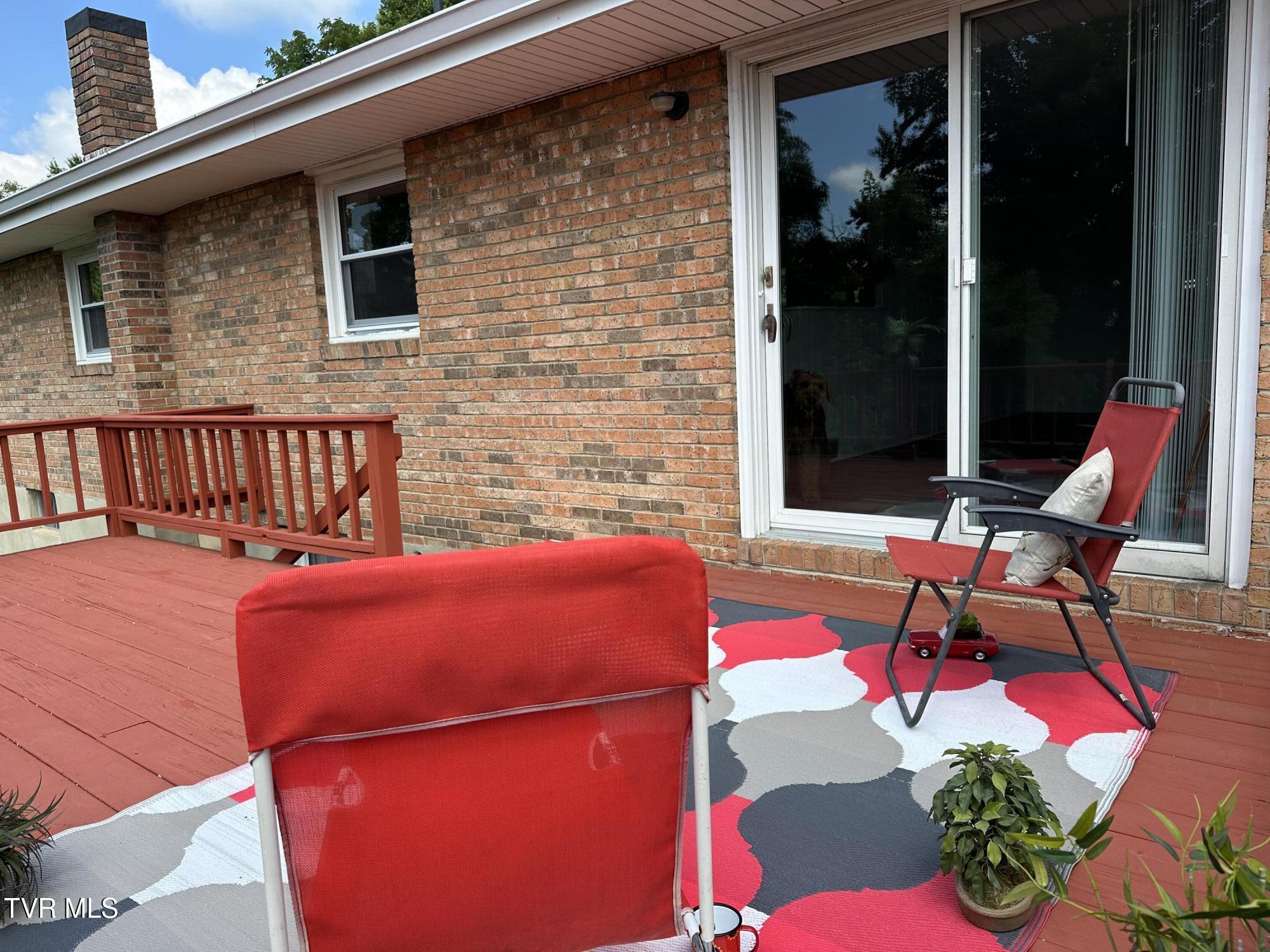 4617 Old Stage Road Kingsport, TN 37664 - Photo 73 of 122 Outdoor living