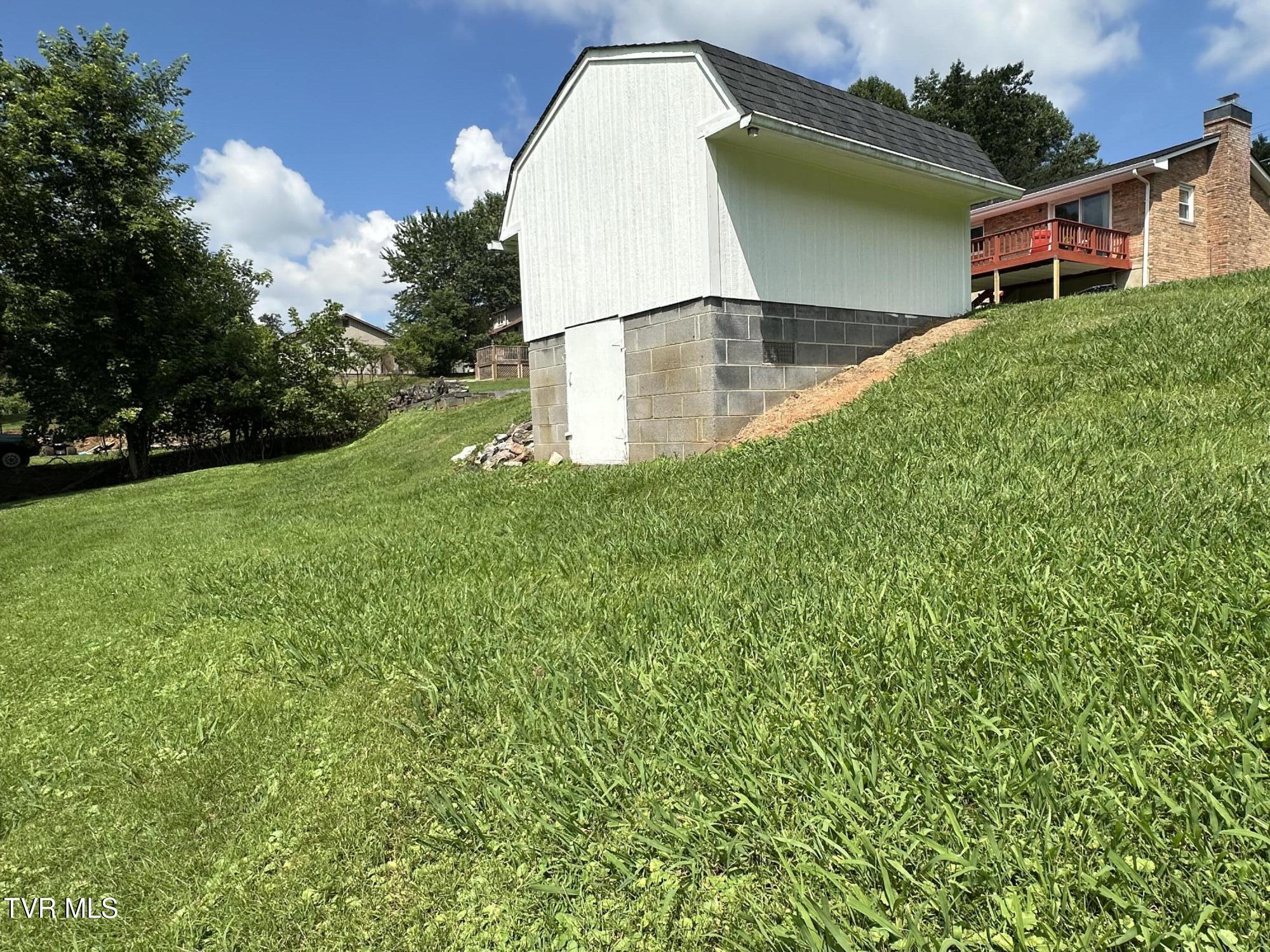4617 Old Stage Road Kingsport, TN 37664 - Photo 79 of 122 garden shed