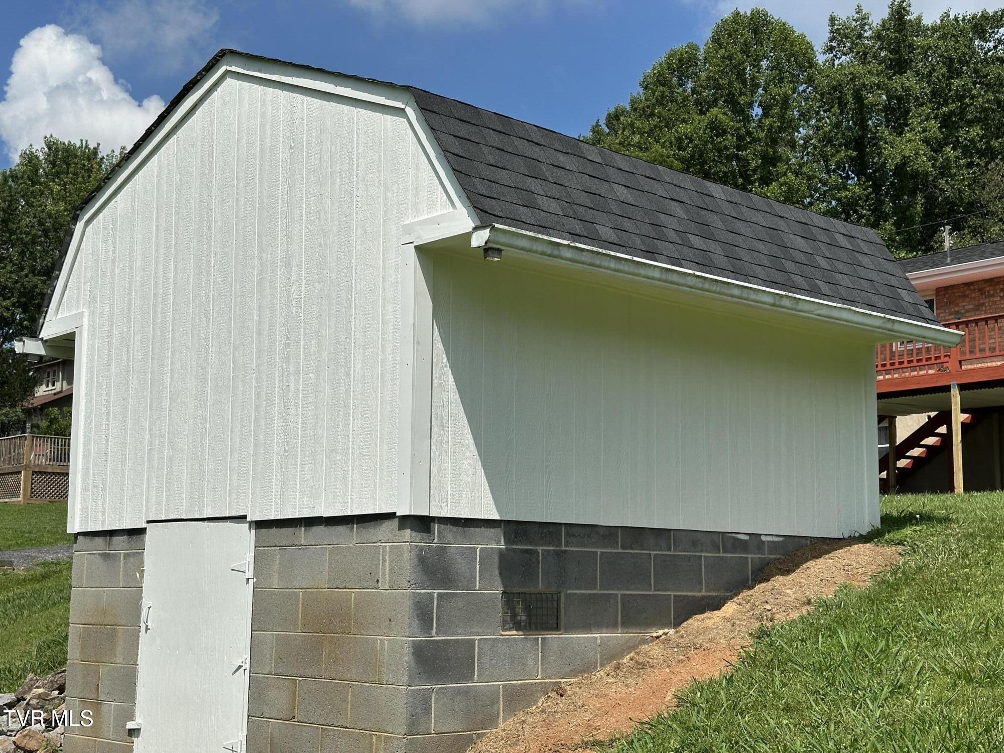 4617 Old Stage Road Kingsport, TN 37664 - Photo 81 of 122 Good storage