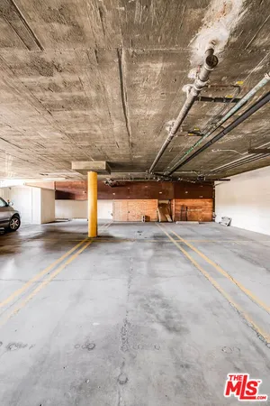 $818,000 | 445 Washington Boulevard, Unit 10, Marina del Rey, CA 90292