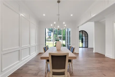 $2,995,000 | 228 Thomas Circle, Roswell, GA 30075