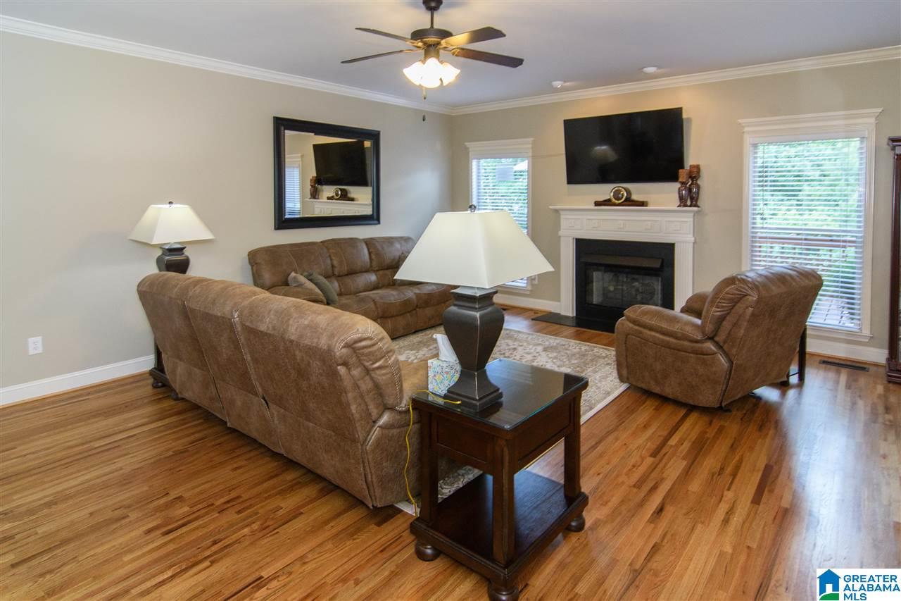 225 Grande View Circle Alabaster, AL 35114 - Photo 6 of 50