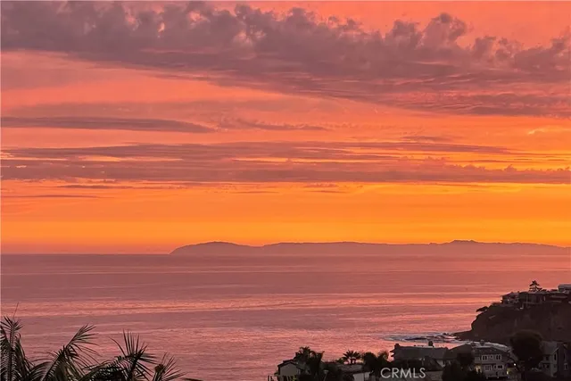 a view of an ocean in a city