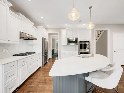 $975,000 | 431 Skipping Stone Lane, Hinsdale, IL 60521