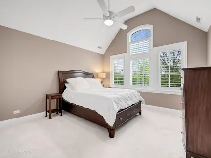 $975,000 | 431 Skipping Stone Lane, Hinsdale, IL 60521