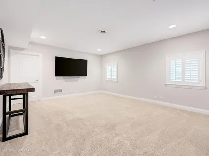 $975,000 | 431 Skipping Stone Lane, Hinsdale, IL 60521