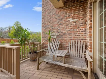 $975,000 | 431 Skipping Stone Lane, Hinsdale, IL 60521