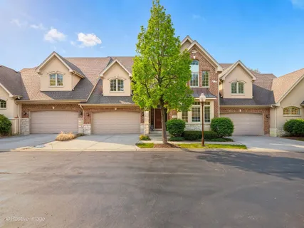 $975,000 | 431 Skipping Stone Lane, Hinsdale, IL 60521