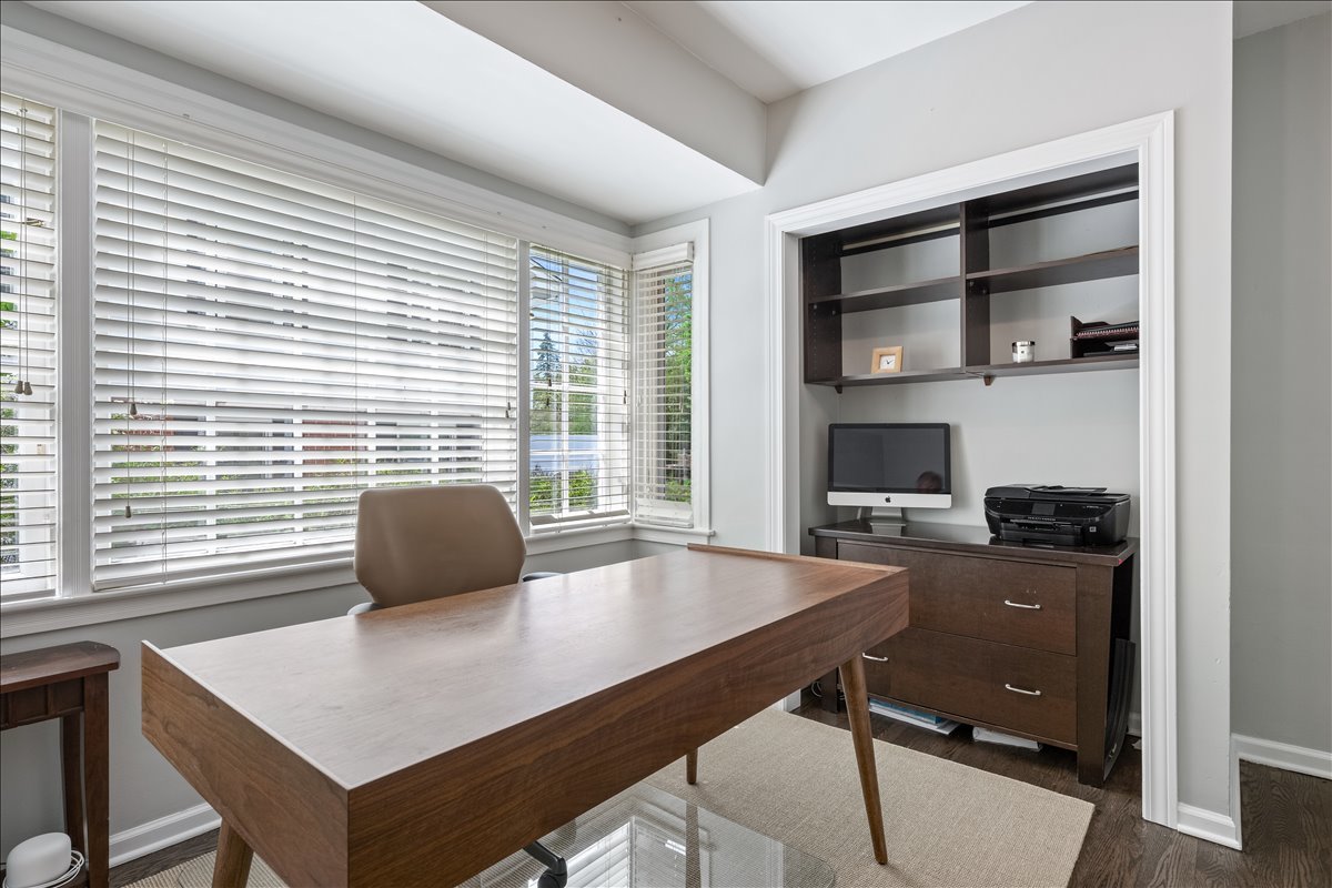 910 Chippewa Lane Wilmette, IL 60091 - Photo 17 of 38 a view of a workspace with furniture and a window