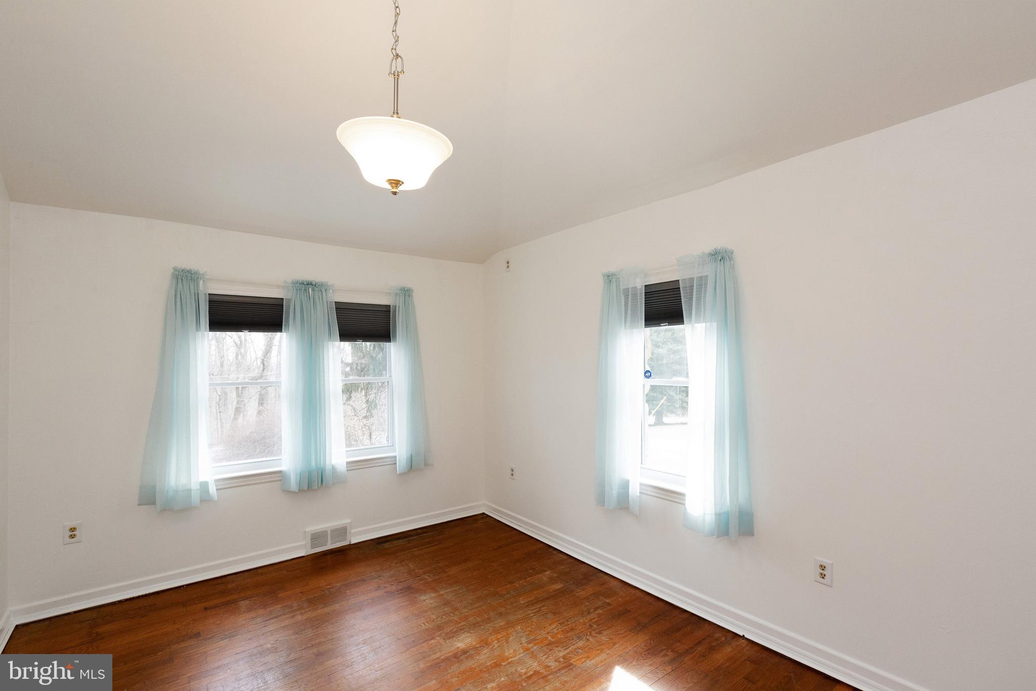 7902 Edgewood Church Road Frederick, MD 21702 - Photo 22 of 47 Bedroom 2